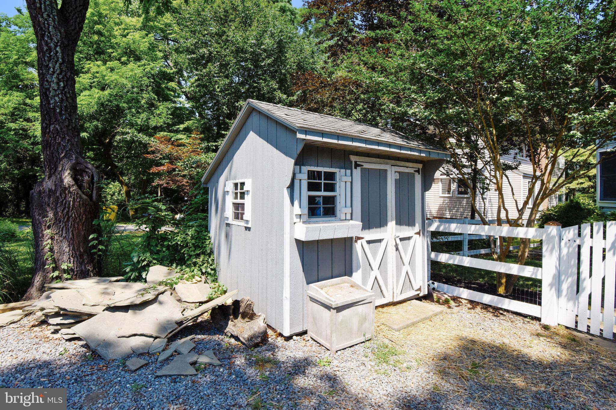 448 Forest Beach Road Annapolis, MD 21409 - Photo 88 of 105 Storage shed