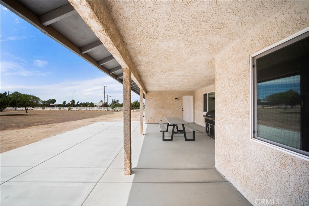 7682 Coleridge Road Oak Hills, CA 92344 - Photo 43 of 61 Gallery Image 43