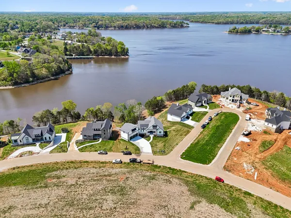 $1,699,000 | 959 Fanning Bend Drive, Winchester, TN 37398