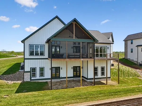 $1,699,000 | 959 Fanning Bend Drive, Winchester, TN 37398