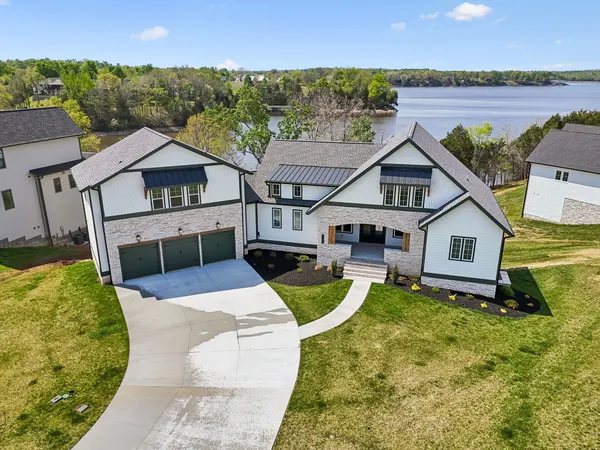 $1,699,000 | 959 Fanning Bend Drive, Winchester, TN 37398