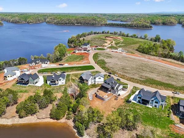 $1,699,000 | 959 Fanning Bend Drive, Winchester, TN 37398