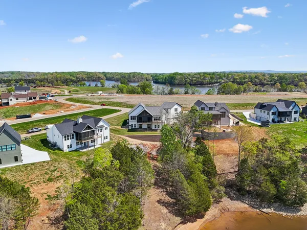 $1,699,000 | 959 Fanning Bend Drive, Winchester, TN 37398