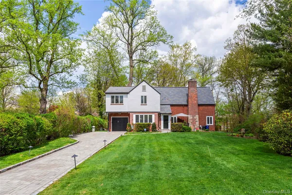 $1,498,000 | 7 Lincoln Road, Great Neck, NY 11021