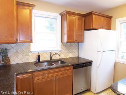3530 Wakefield Road Berkley, MI 48072 - Photo 18 of 42 kitchen sink.jpg