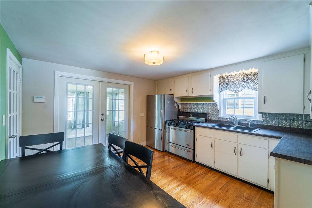 29 Pleasant View Road Warwick, RI 02888 - Photo 7 of 16 Gallery Image 7