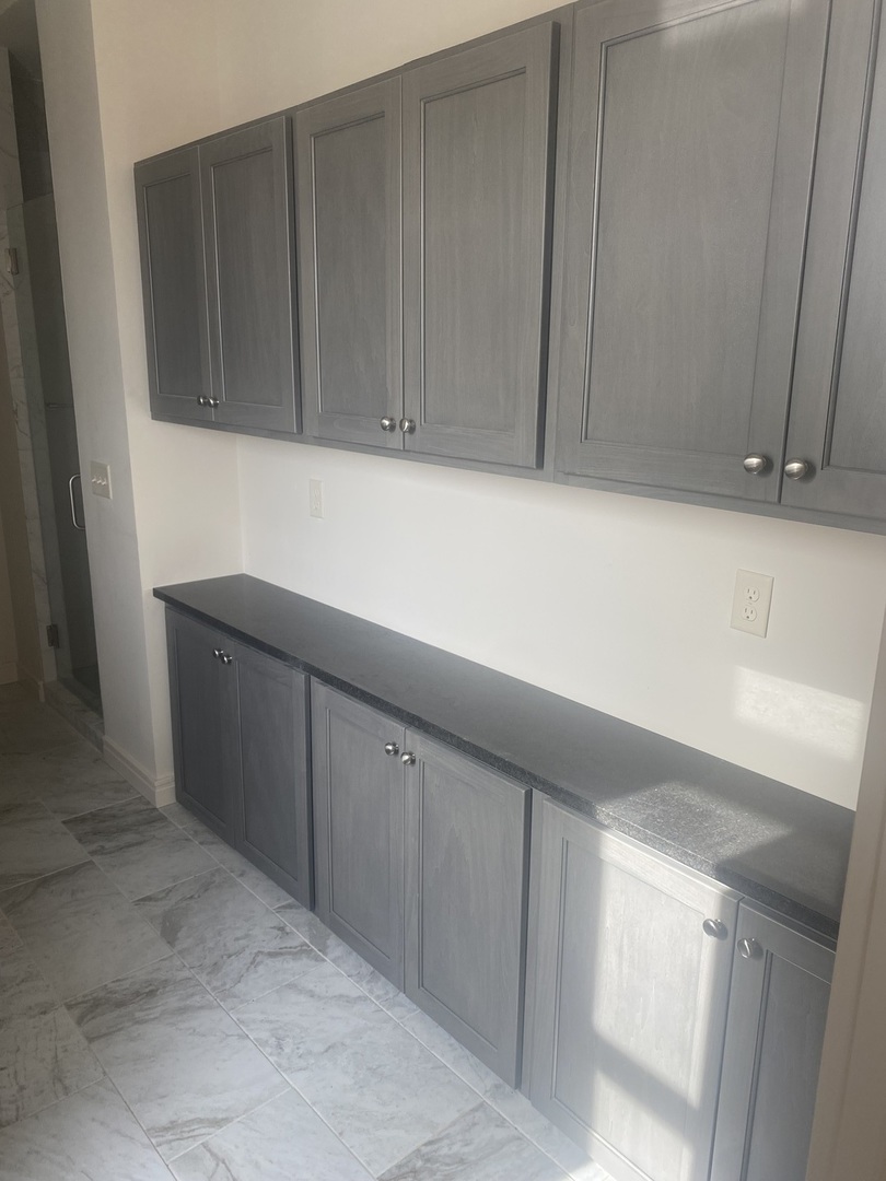 212 North Center Street, Unit 703 Bloomington, IL 61701 - Photo 3 of 9