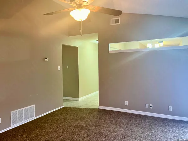 $1,225 | 9827 Ardash Lane, San Antonio, TX 78250
