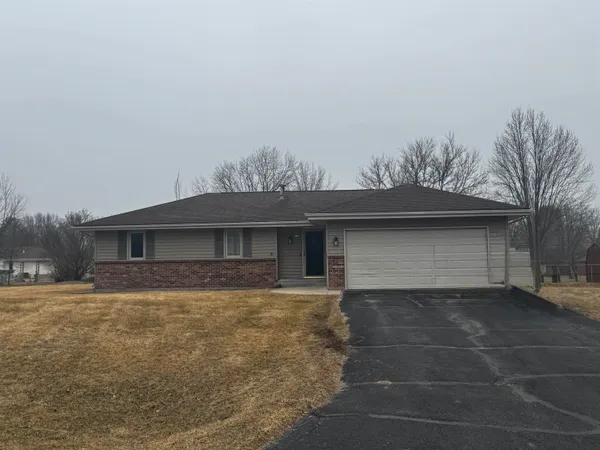 $252,900 | 4338 Honey Locust Lane, Roscoe, IL 61073