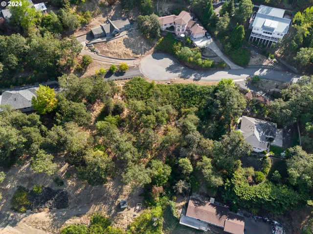 $24,900 | 1393 Southeast Laurel Court, Roseburg, OR 97470