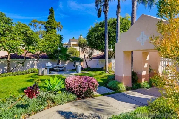 $699,000 | 7163 Camino Degrazia, Unit 112, San Diego, CA 92111