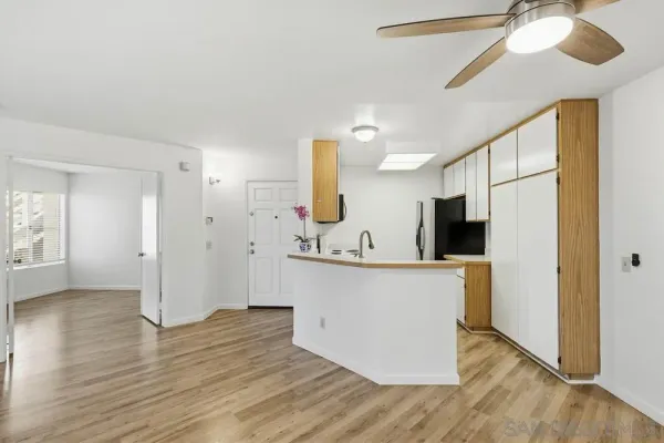 $699,000 | 7163 Camino Degrazia, Unit 112, San Diego, CA 92111