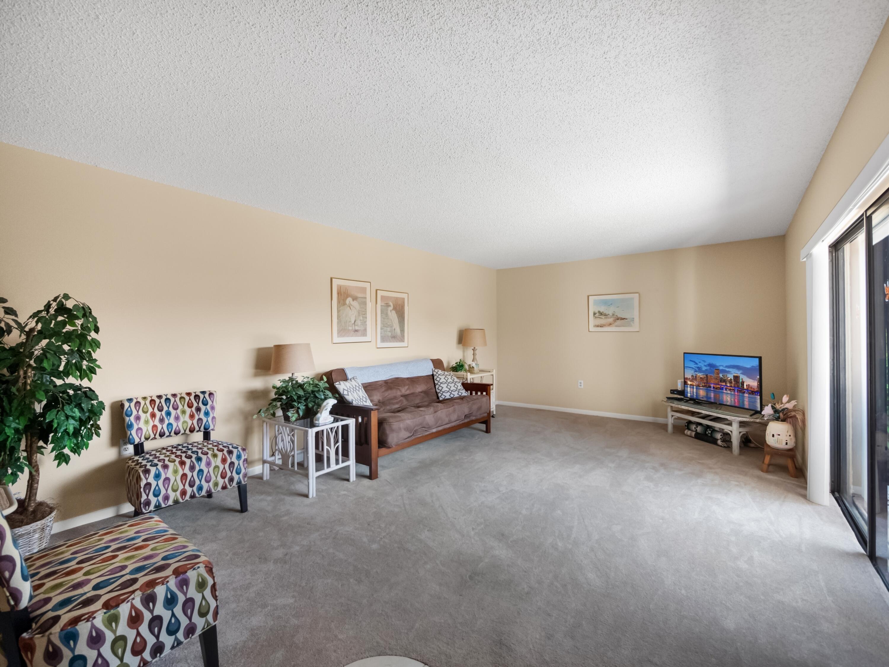 3900 County Line Road, Unit 20C Tequesta, FL 33469 - Photo 5 of 33 014