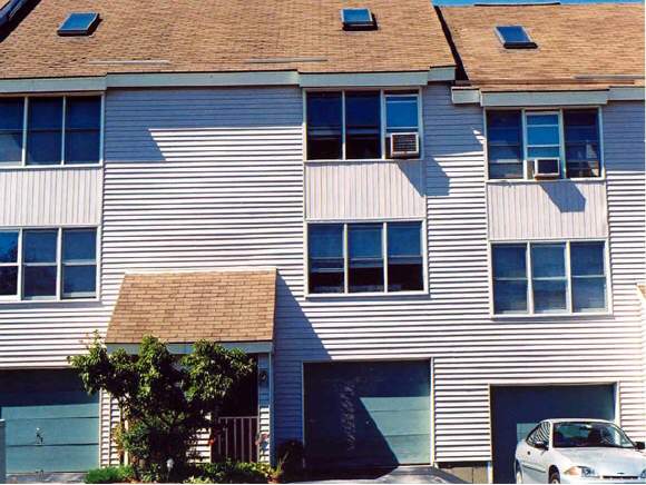 311 Circle Road, Unit 6 Manchester, NH 03103 - Photo 1 of 3