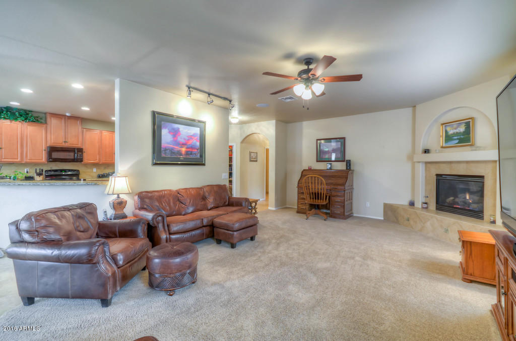 3683 East Del Rio Street Gilbert, AZ 85295 - Photo 2 of 96 Family Room