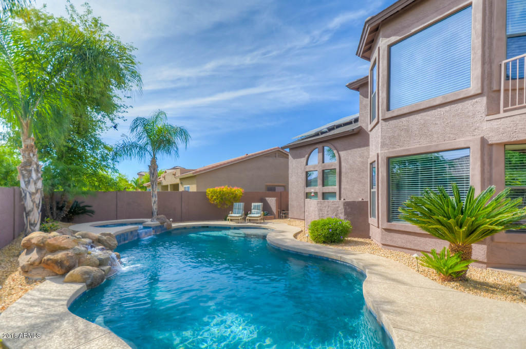 3683 East Del Rio Street Gilbert, AZ 85295 - Photo 5 of 96 Rear