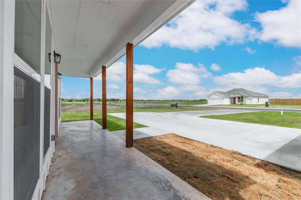118 Gunner Trail Early, TX 76802 - Photo 5 of 40