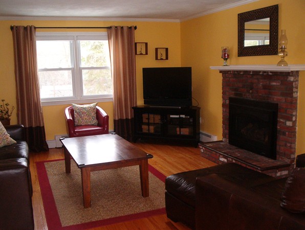 17 Rice Road Maynard, MA 01754 - Photo 3 of 30 Gallery Image 3