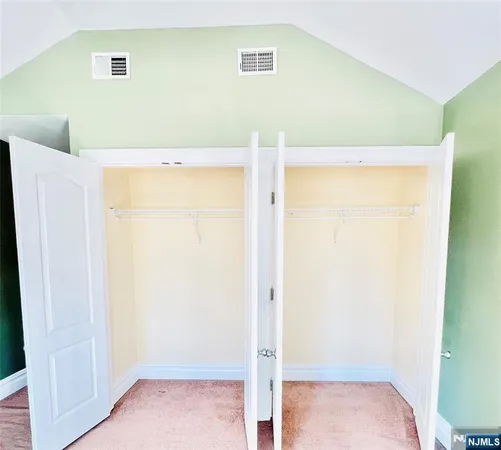 $2,600 | 1 John Street, Unit 13, Haledon, NJ 07508