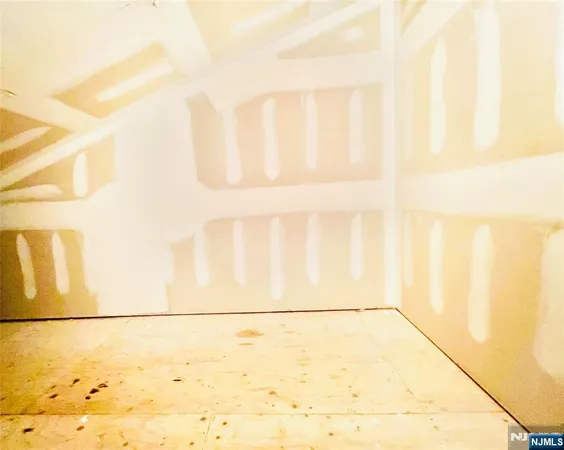 $2,600 | 1 John Street, Unit 13, Haledon, NJ 07508