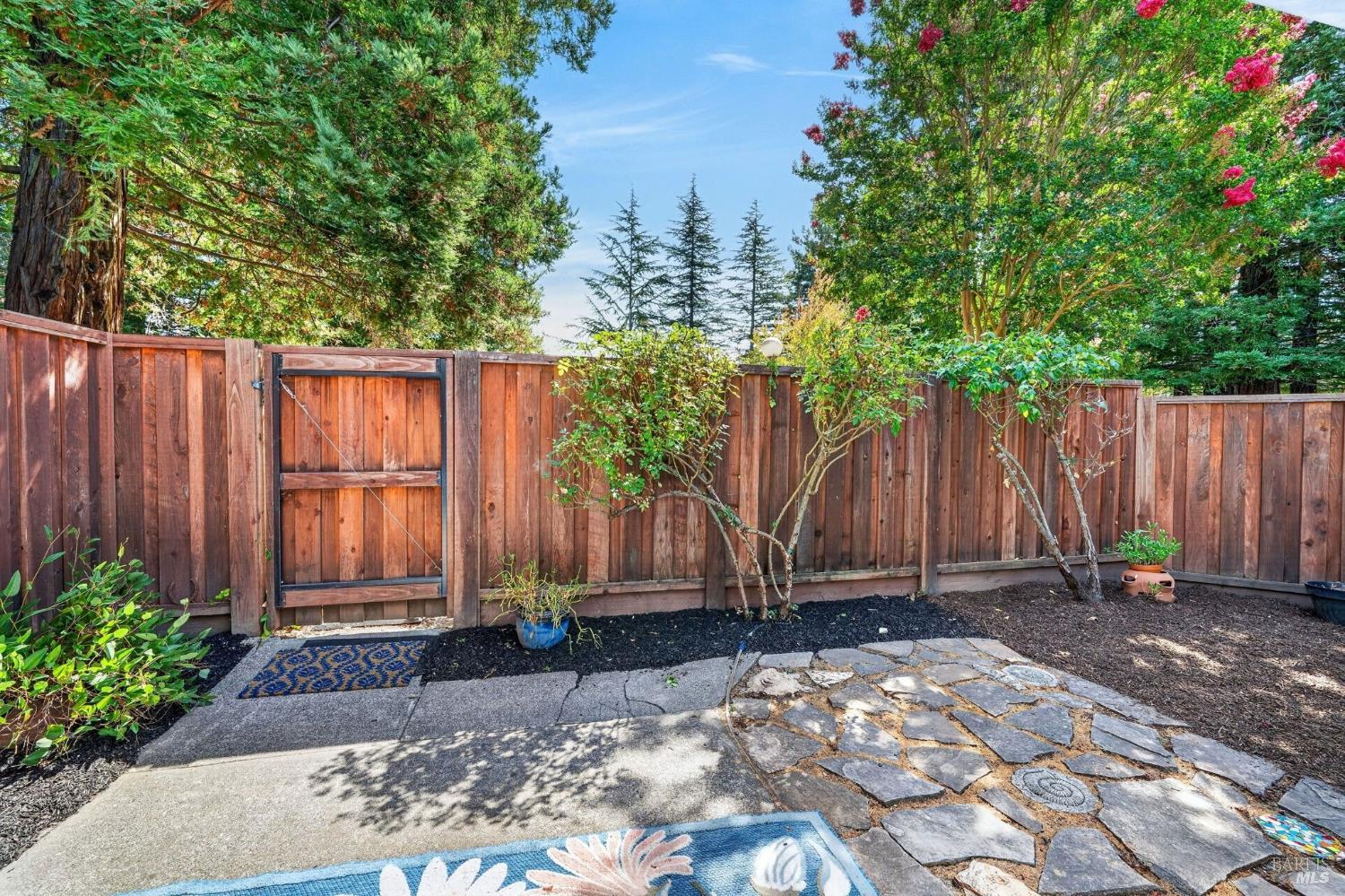 689 Racquet Club Circle Rohnert Park, CA 94928 - Photo 37 of 51 Gallery Image 37