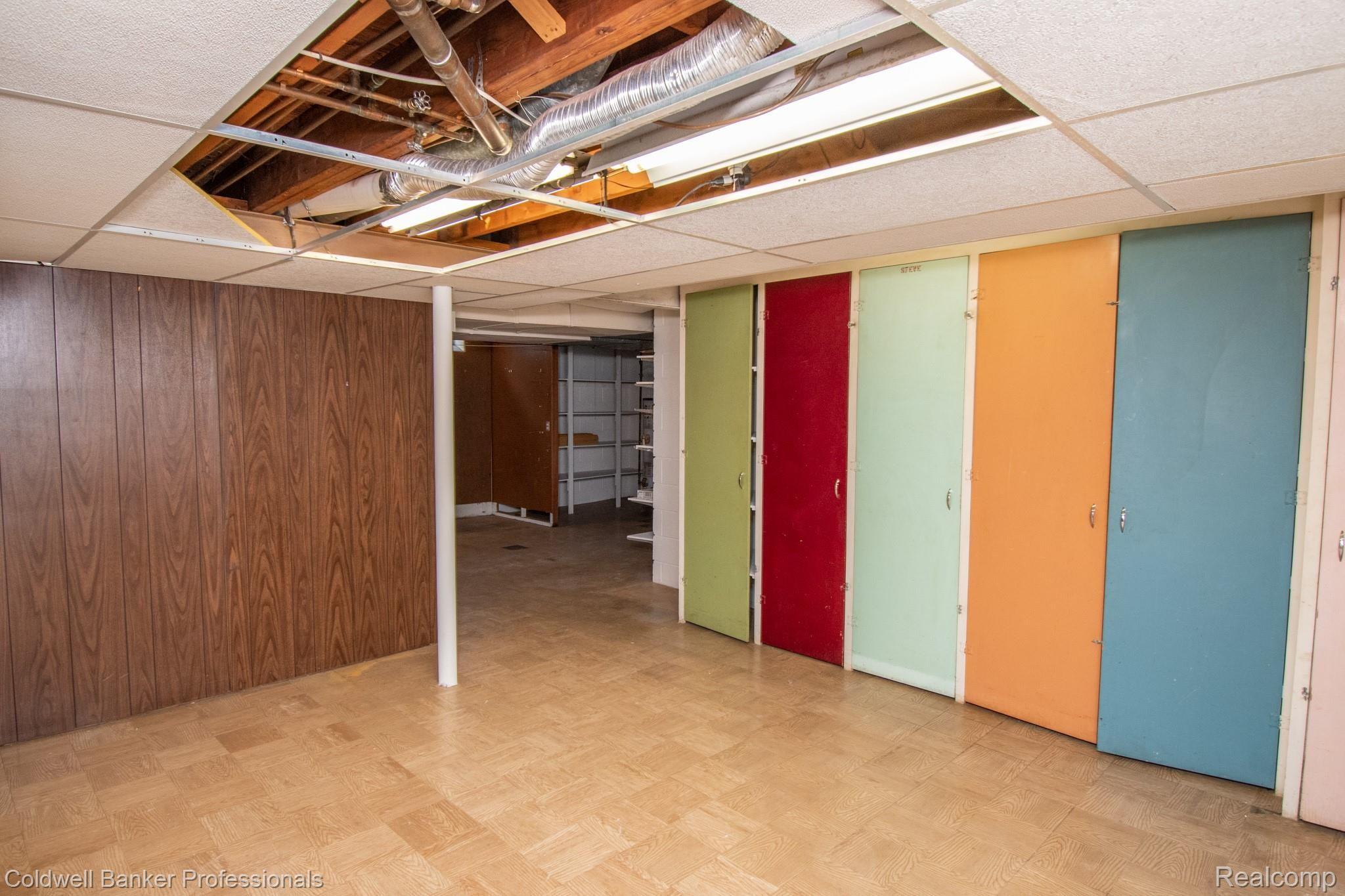 65 South Duval Road Grosse Pointe, MI 48236 - Photo 33 of 40 20200511-DSC_6211.jpg