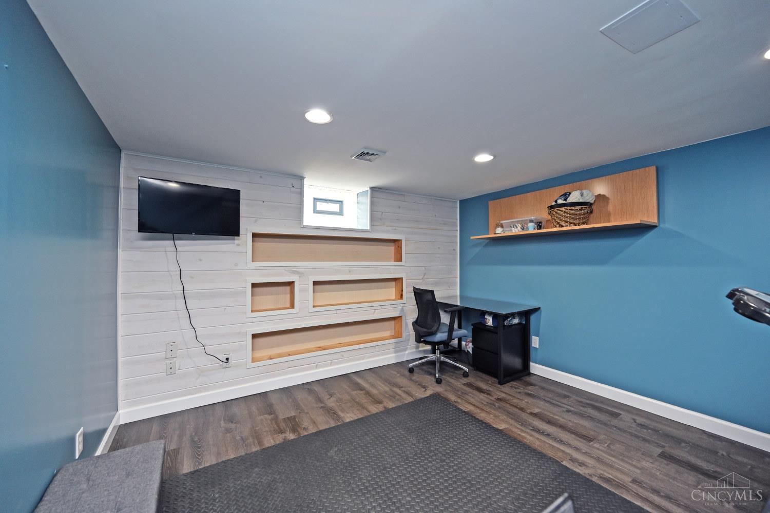 1780 Springdale Road Cincinnati, OH 45231 - Photo 33 of 43