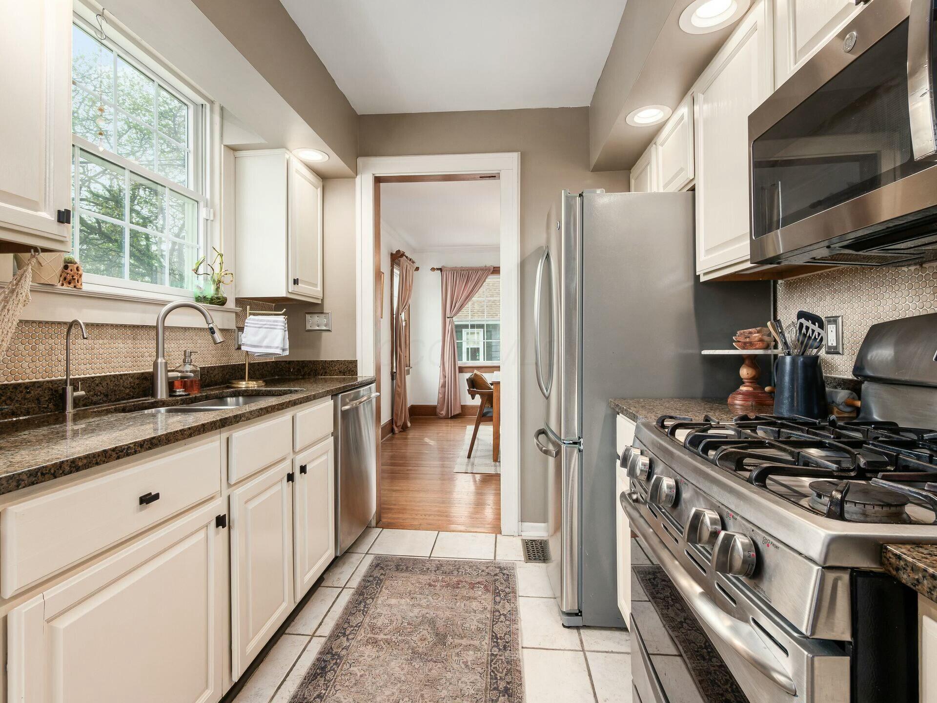 407 Northridge Road Columbus, OH 43214 - Photo 23 of 73 tempImagelBU0g6
