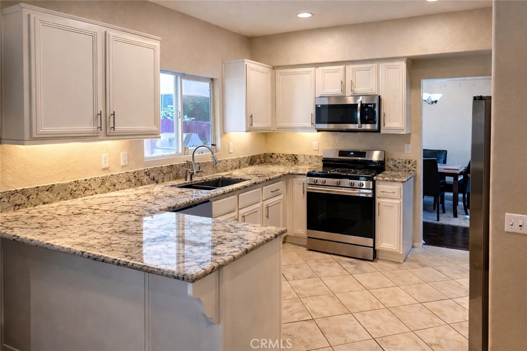 1650 Ravenswood Road Beaumont, CA 92223 - Photo 8 of 20