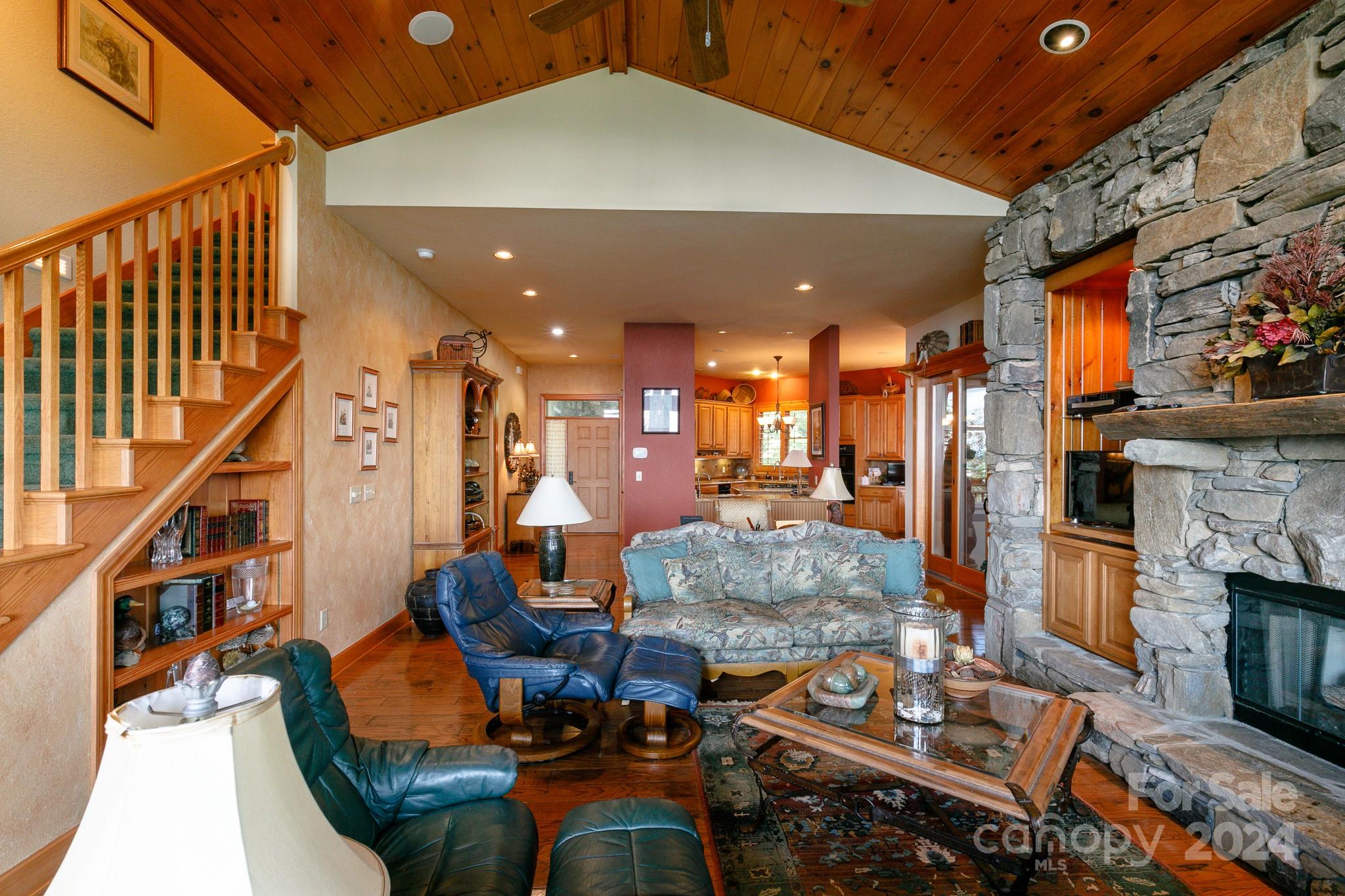 151 Spring Rock Road, Unit D1 Burnsville, NC 28714 - Photo 9 of 36 Gallery Image 9