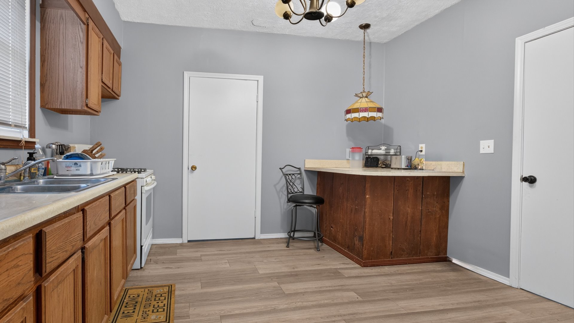 903 Low Street Bloomington, IL 61701 - Photo 9 of 44
