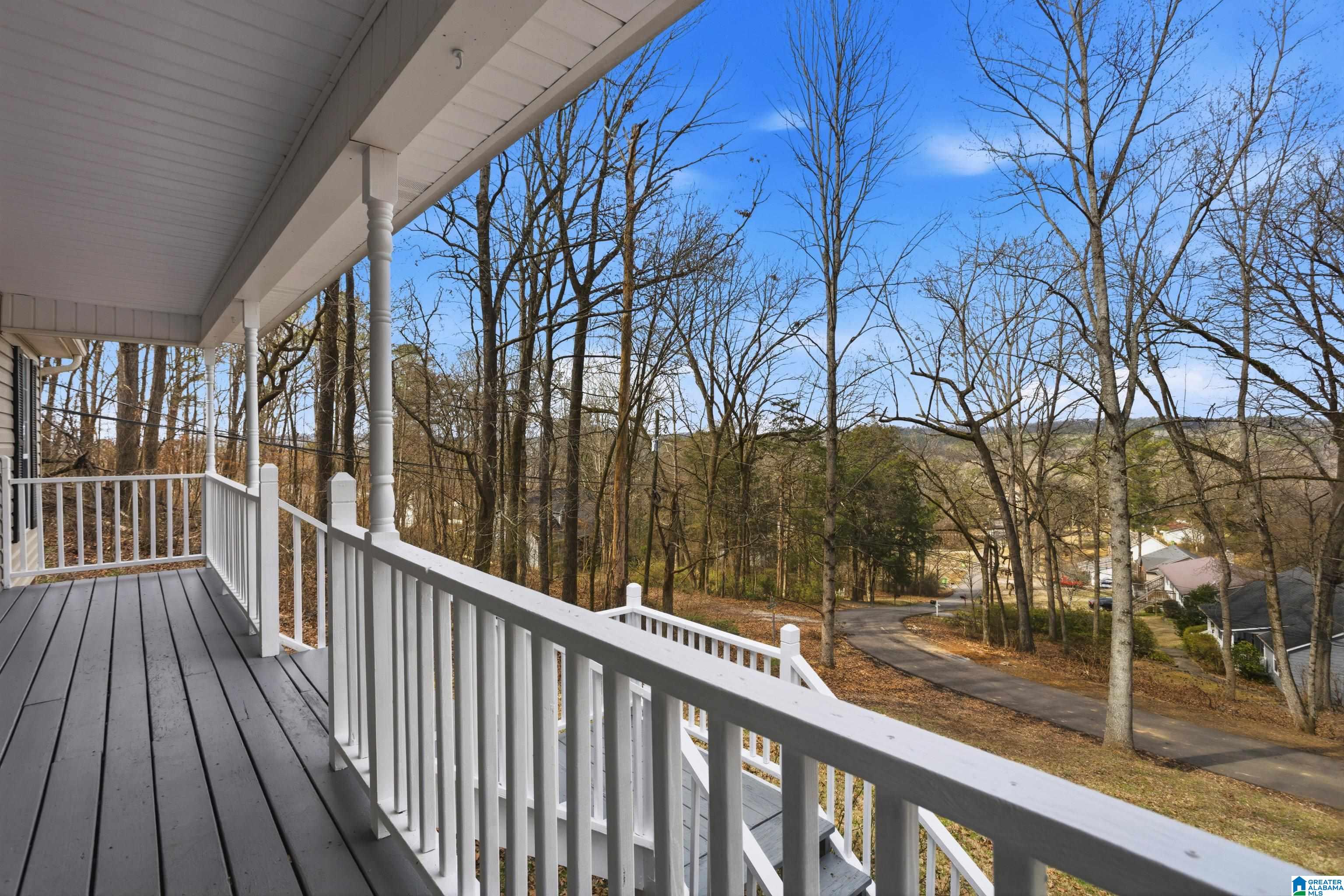1651 Thornhill Road Leeds, AL 35094 - Photo 2 of 36