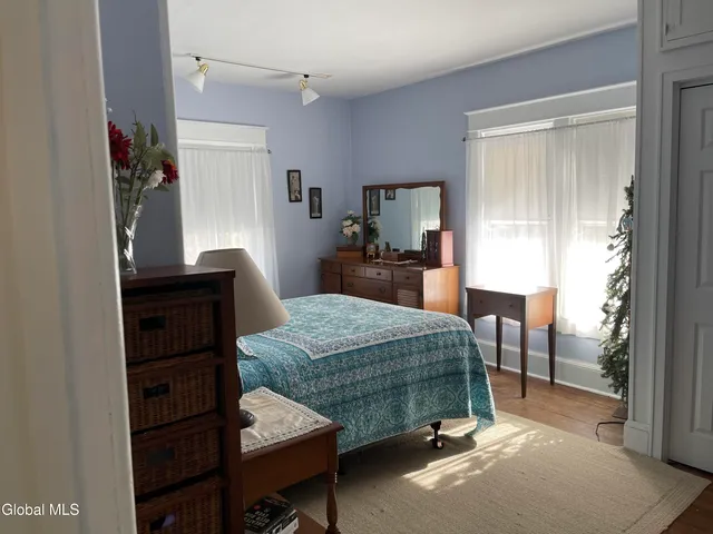 $499,950 | 33 Coolidge Avenue, Glens Falls, NY 12801