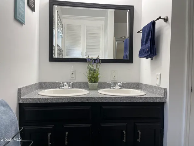 $499,950 | 33 Coolidge Avenue, Glens Falls, NY 12801