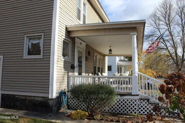 $499,950 | 33 Coolidge Avenue, Glens Falls, NY 12801
