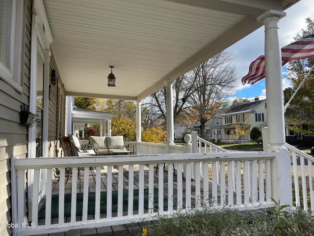 $499,950 | 33 Coolidge Avenue, Glens Falls, NY 12801