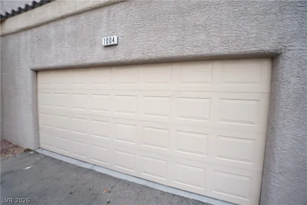 $1,740 | 5250 South Rainbow Boulevard, Unit 1004, Las Vegas, NV 89118