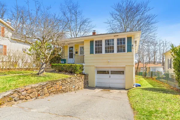 $420,000 | 17 Vineyard Street, Worcester, MA 01603