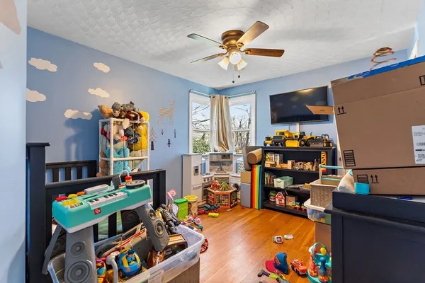 $420,000 | 17 Vineyard Street, Worcester, MA 01603
