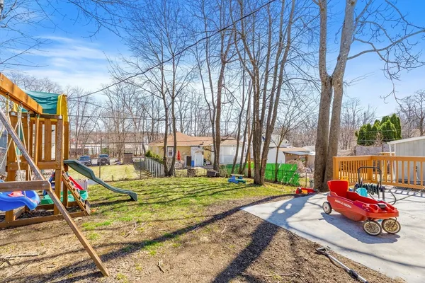 $420,000 | 17 Vineyard Street, Worcester, MA 01603