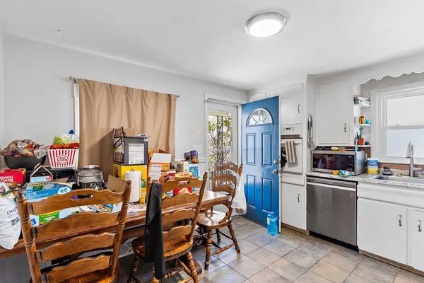 $420,000 | 17 Vineyard Street, Worcester, MA 01603