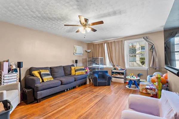 $420,000 | 17 Vineyard Street, Worcester, MA 01603