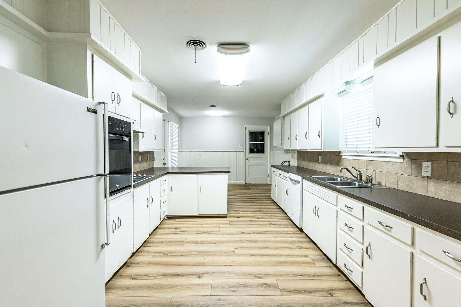 2601 33rd Street, Unit FRONT Lubbock, TX 79410 - Photo 10 of 27 2601 33rd-27