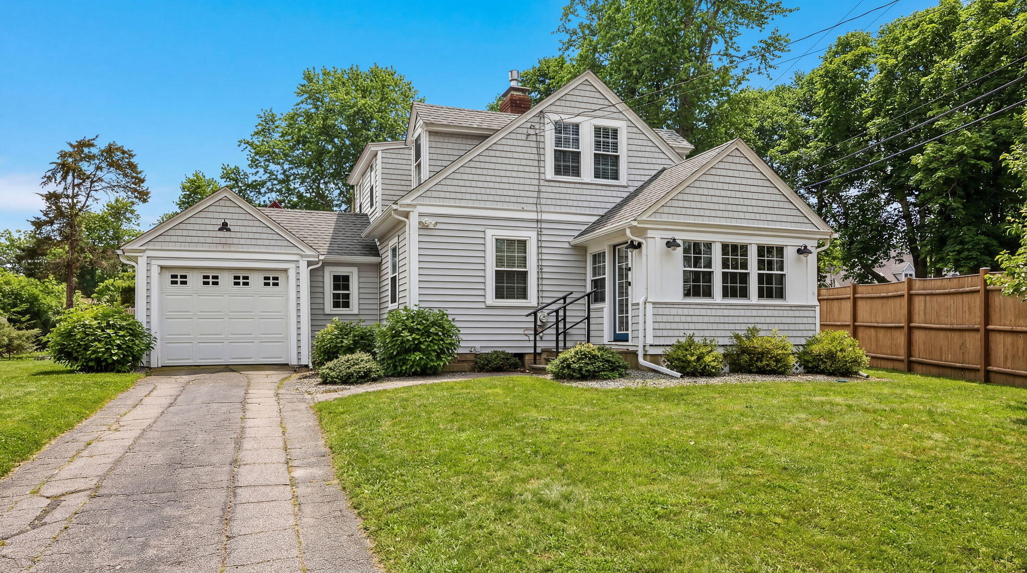 2-web-or-mls-182-woods-hole-rd