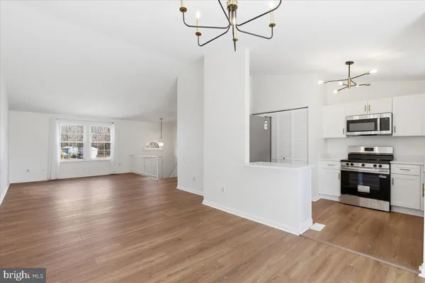 $2,500 | 502 Brighton Place, Essex, MD 21221
