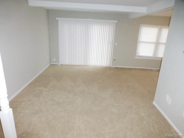 21594 Hidden Rivers Drive South Southfield, MI 48033 - Photo 5 of 16