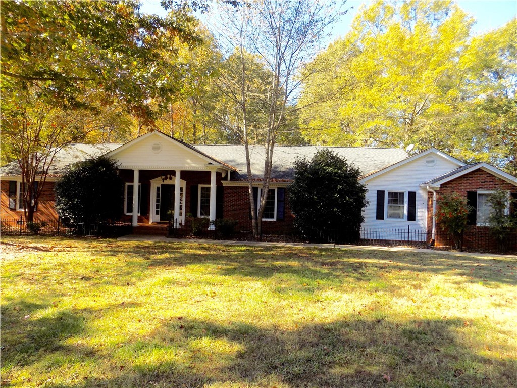 401 Cumberland Way Anderson, SC 29621 - Photo 1 of 45