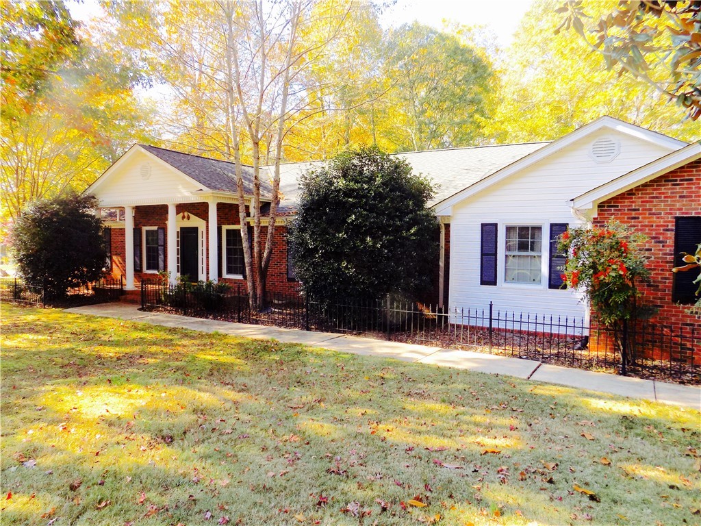 401 Cumberland Way Anderson, SC 29621 - Photo 2 of 45