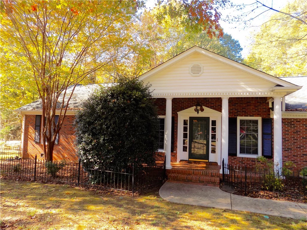 401 Cumberland Way Anderson, SC 29621 - Photo 3 of 45