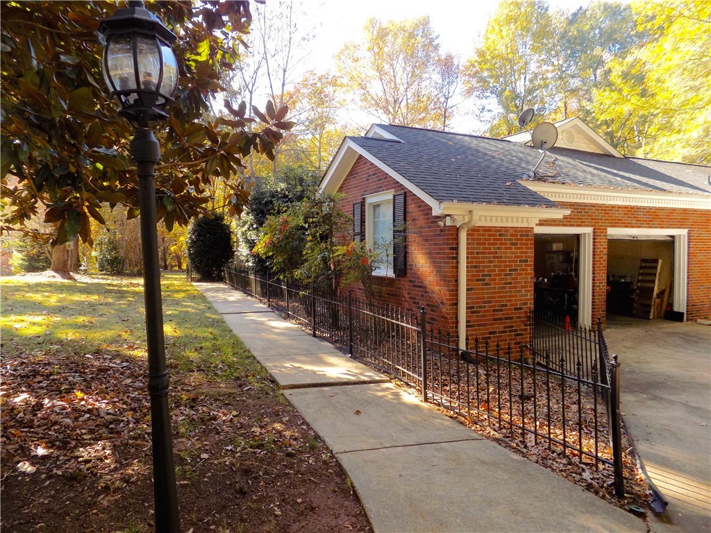 401 Cumberland Way Anderson, SC 29621 - Photo 31 of 45